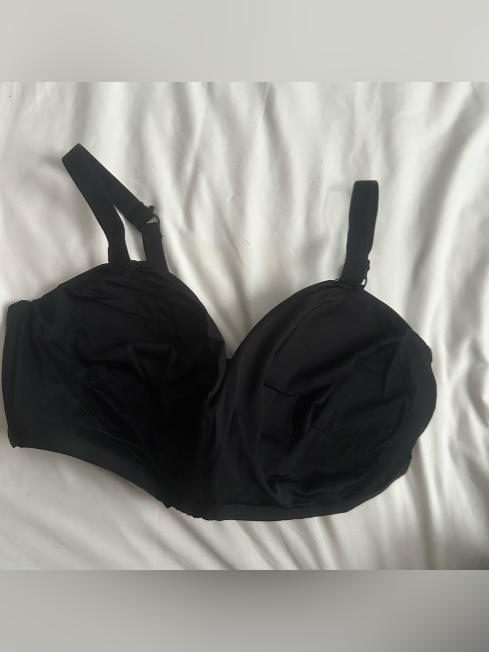Smooth Black Full-Coverage Support Bra